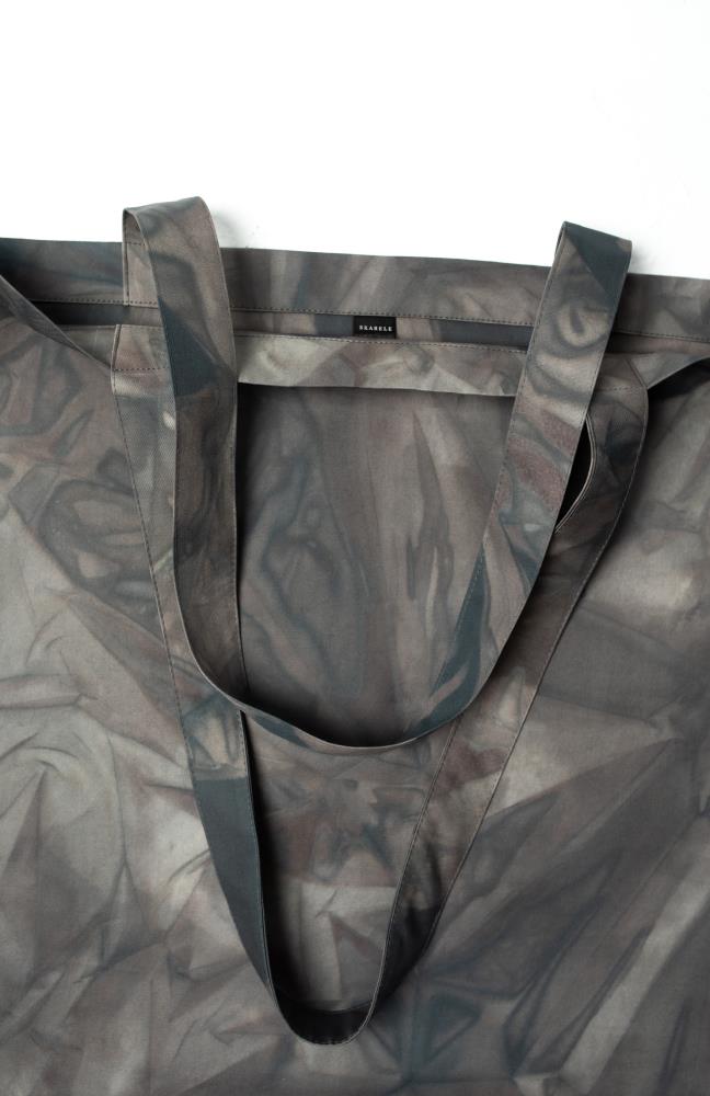 GNEISS & MORNING Set: Waterproof Tote & Silk Scrunchie