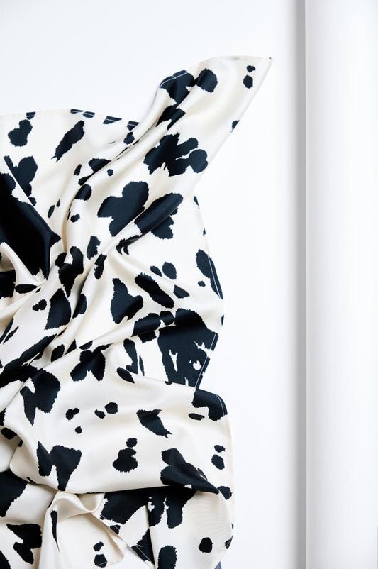 SKARELE DASH modern classic black & white silk SCARF, 98x98cm