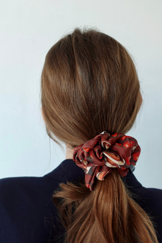 SKARELE MORNING Rich Bordeaux silk SCRUNCHIE, 12x5cm