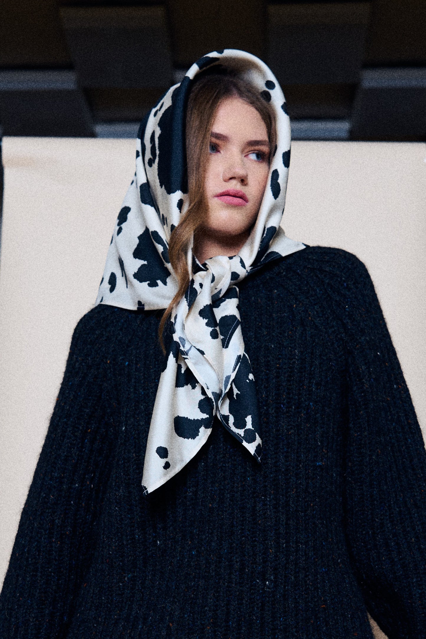 SKARELE DASH modern classic black & white silk SCARF, 98x98cm