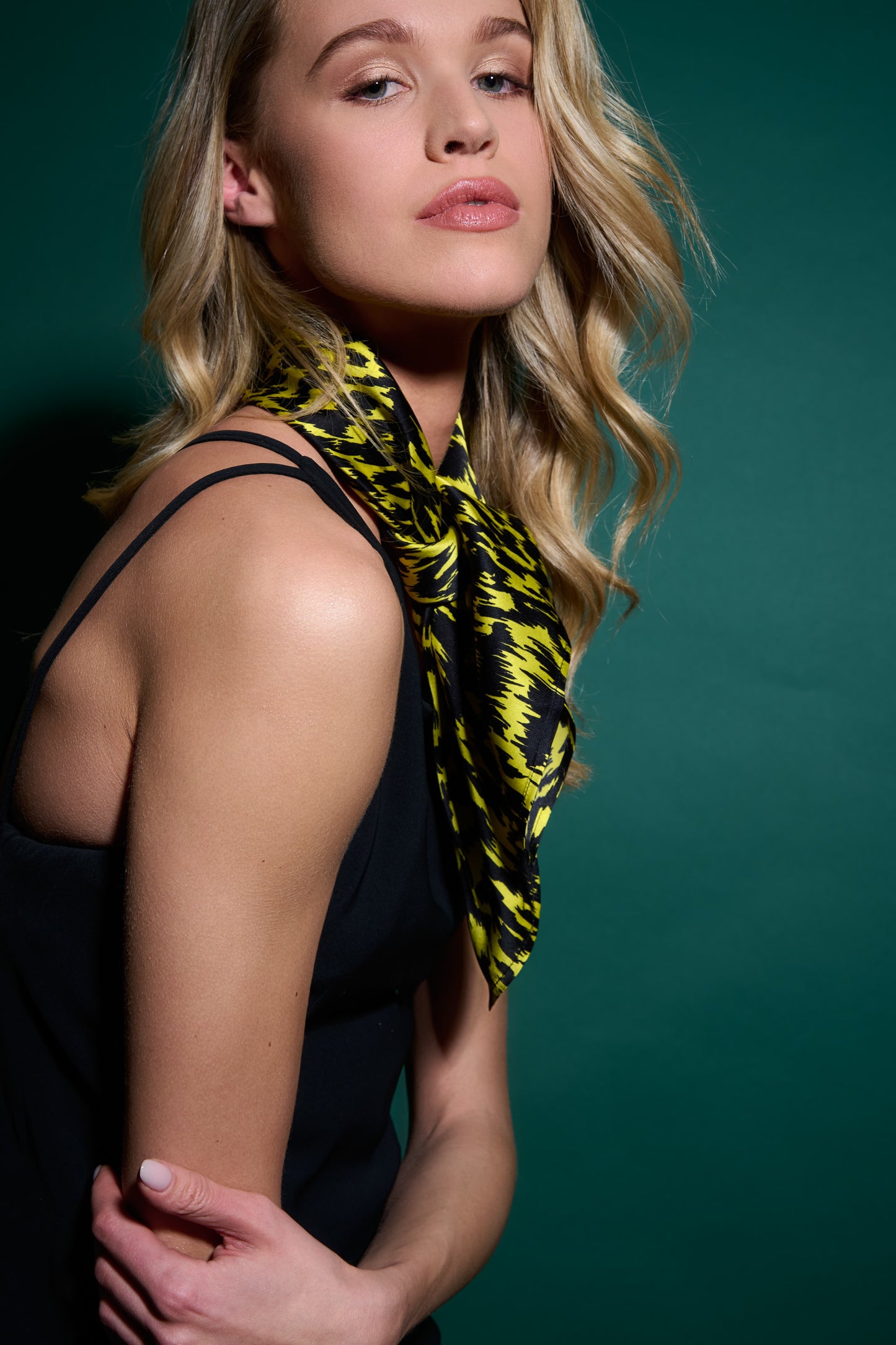 SKARELE TOUCAN vibrant yellow & black silk SCARF, 60x60cm