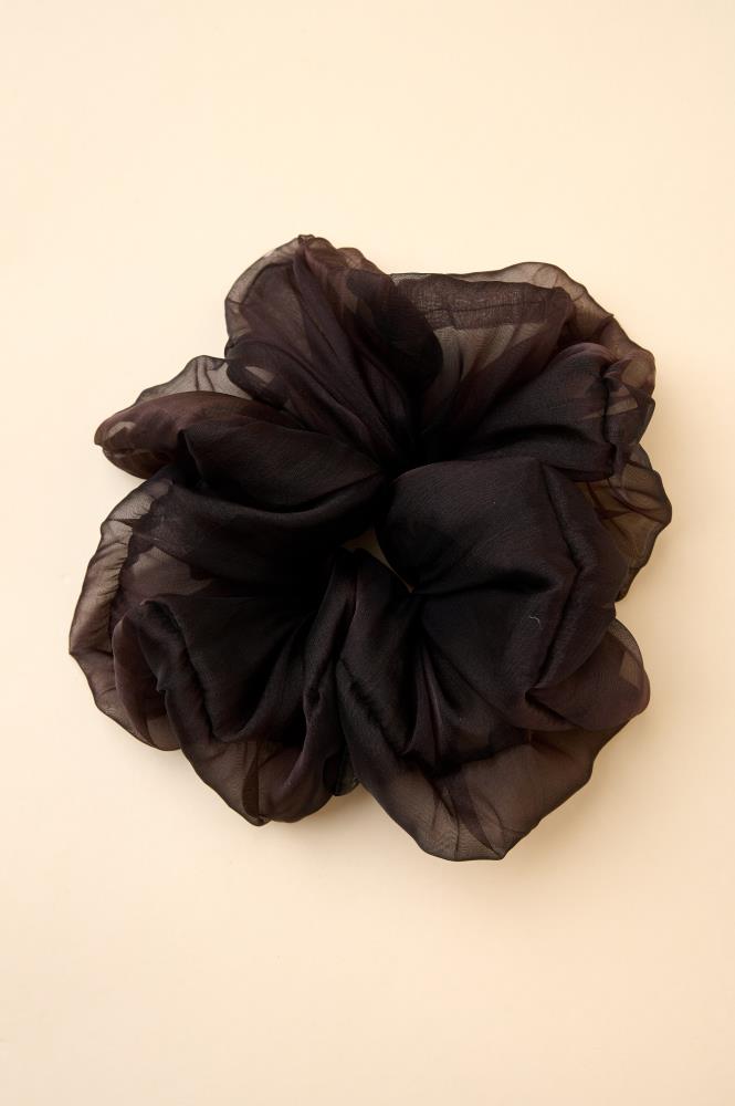 SKARELE CHARM SILK SCRUNCHIE, 17X7CM