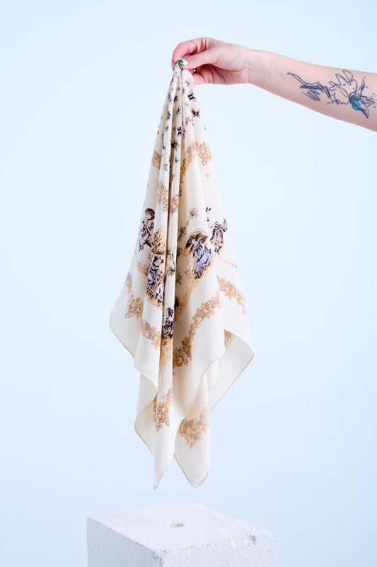 SKARELE Vintage 008 scarf, 80x80cm